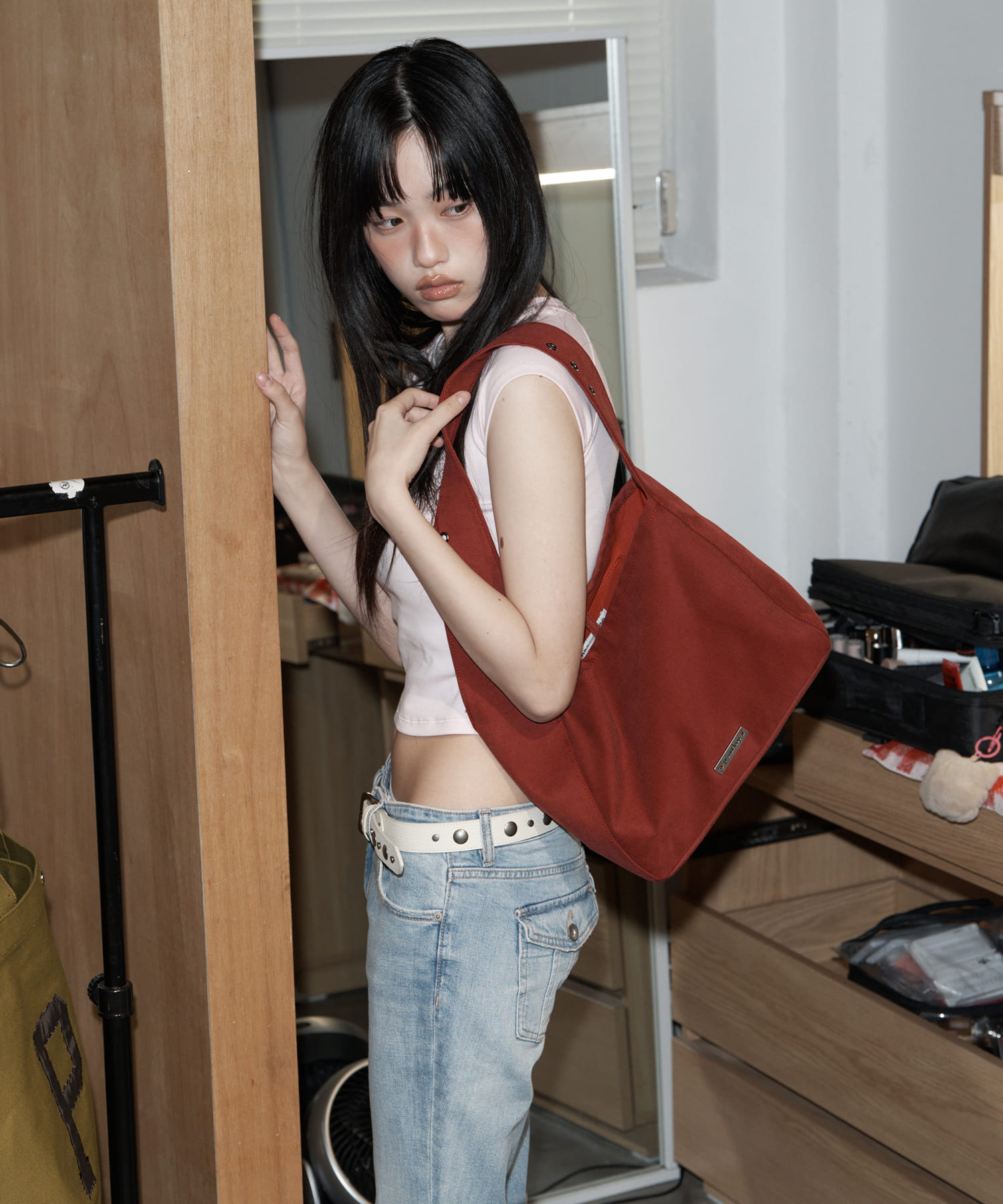 ESSENTIAL ORGANIZER BAG KHAKI - 2 COLORS RED