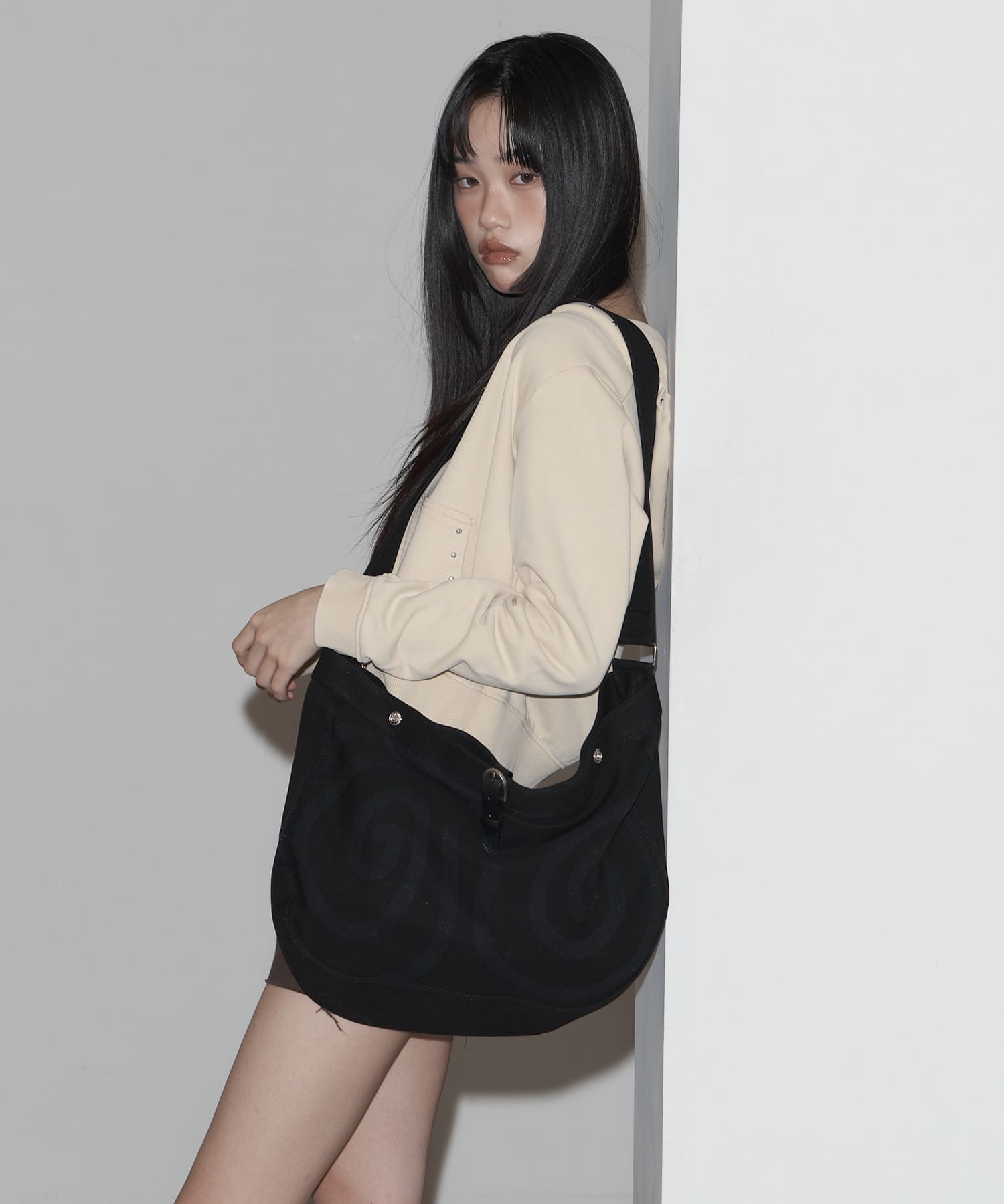 SPIRAL CANVAS CROSS BAG BLACK - 4 COLORS BLACK